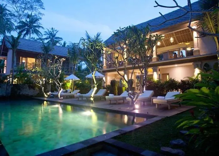 Puri Sunia Resort 4*