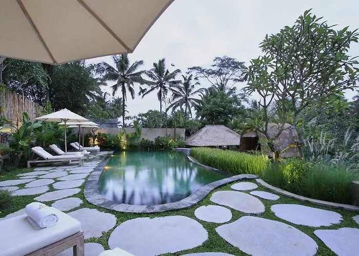 Puri Sunia 4*